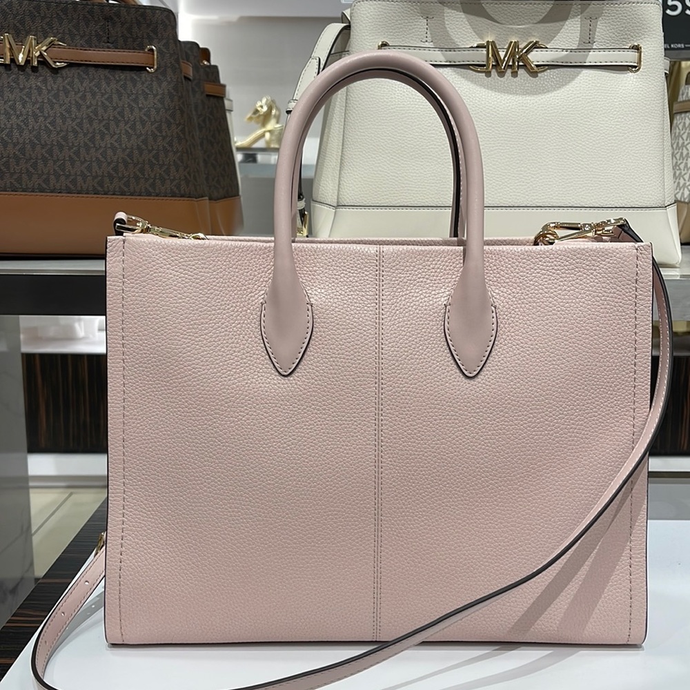 Michael Kors Medium Mirella 35S2G7ZT7L Tote Bag
Powder Blush Multi
NWT - Picture 2 of 16
